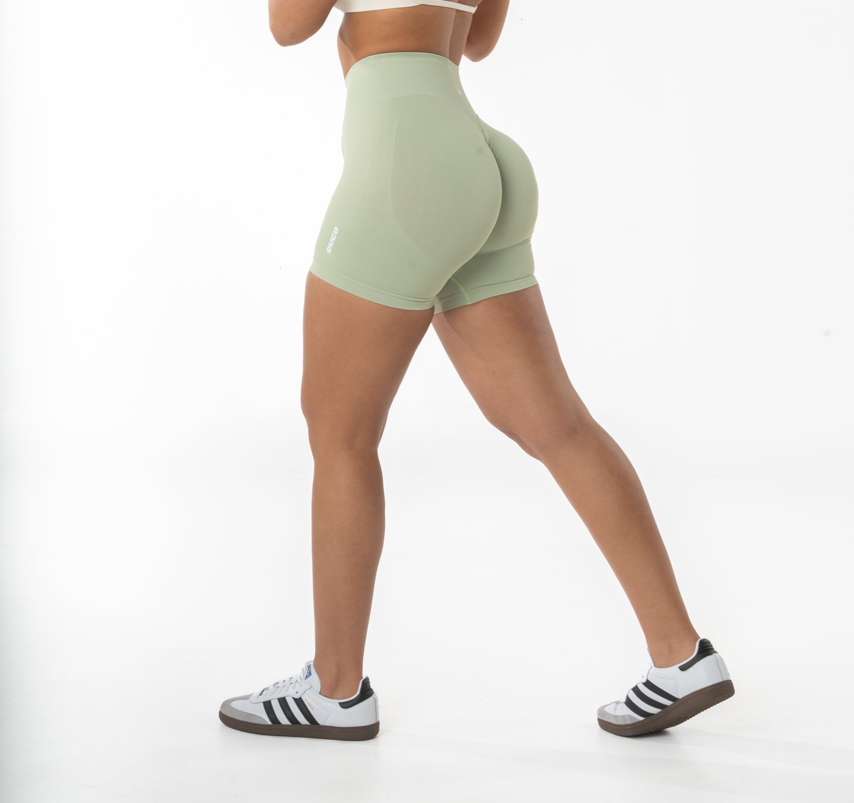 Sculpt Scrunch Shorts - Pistachio